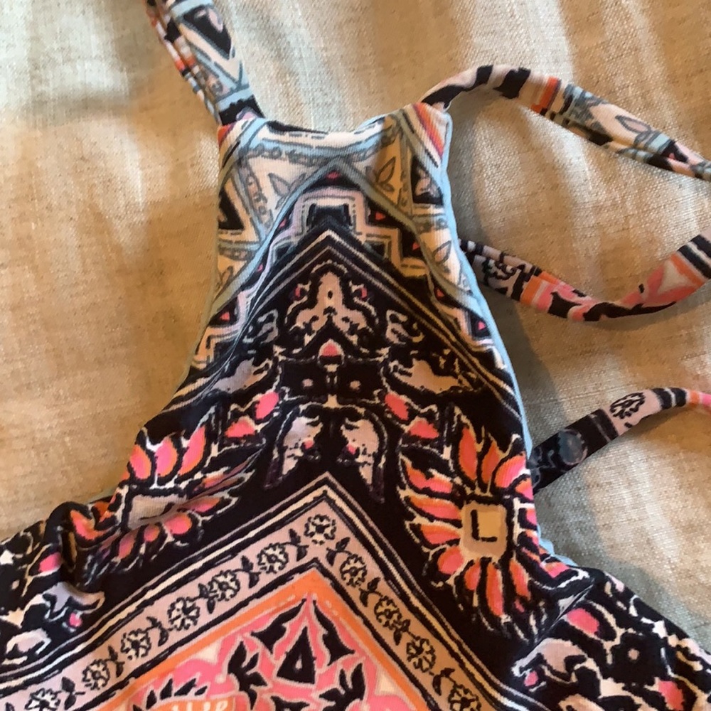 Reversible High Neck Bikini Top - Picture 2 of 3